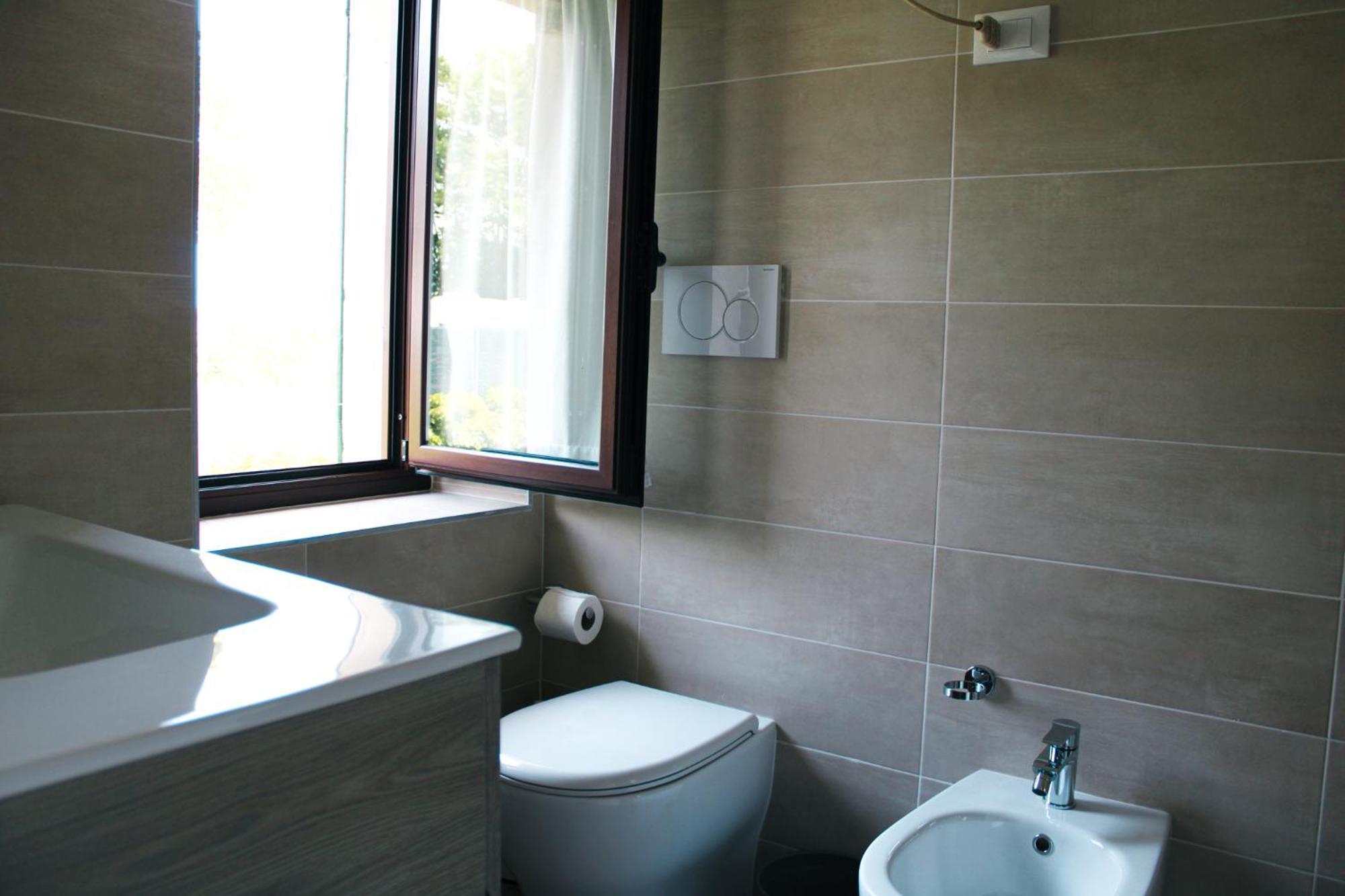 Camping La Rocca Manerba del Garda Luaran gambar