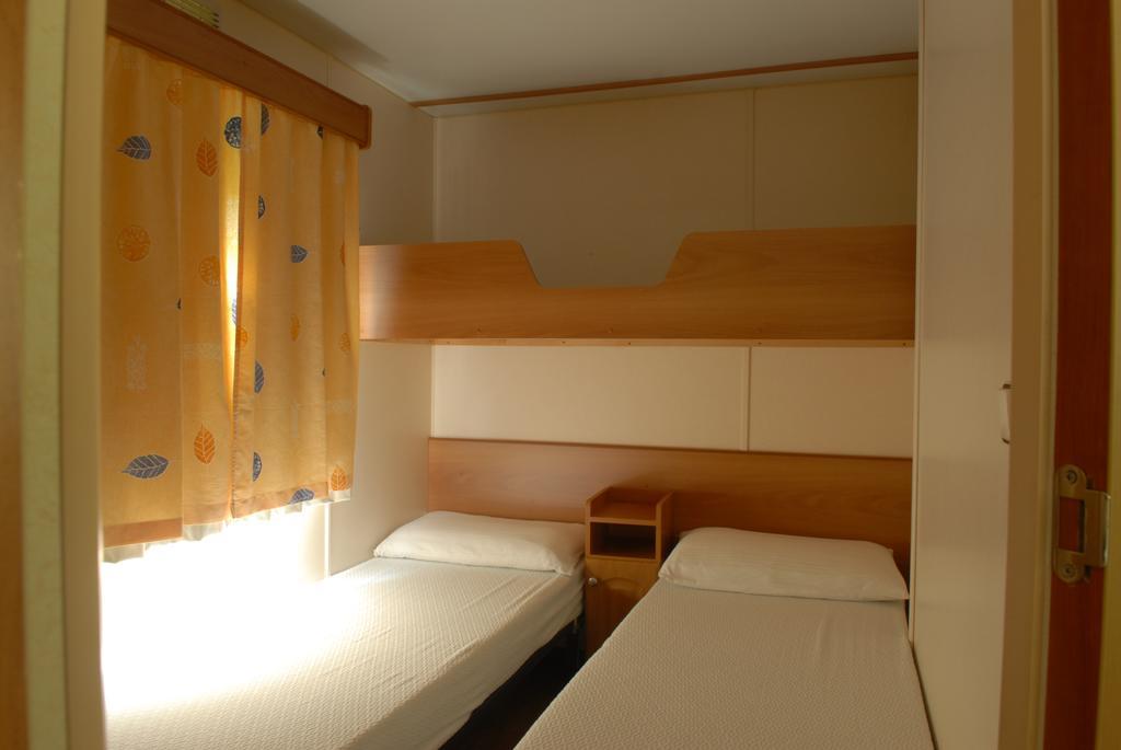 Camping La Rocca Manerba del Garda Luaran gambar