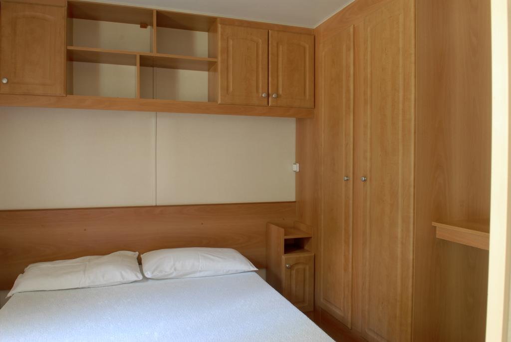Camping La Rocca Manerba del Garda Luaran gambar