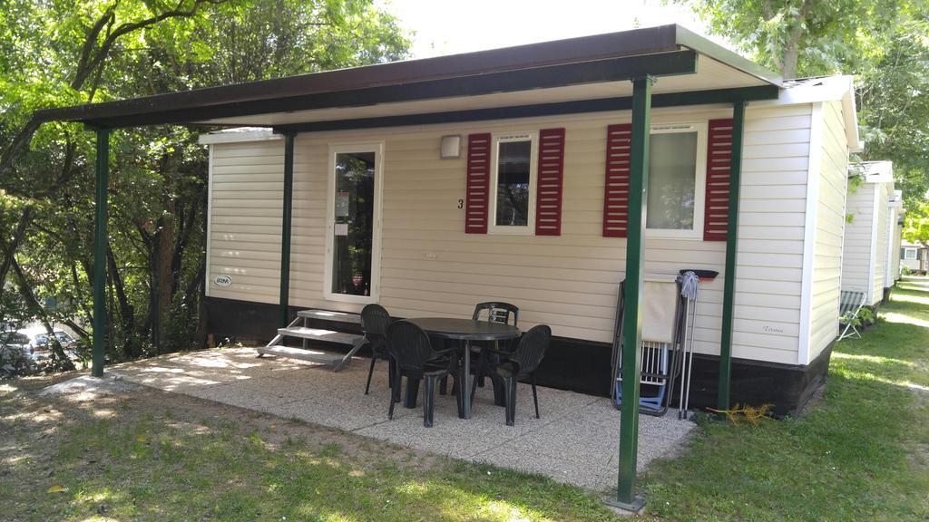 Camping La Rocca Manerba del Garda Luaran gambar