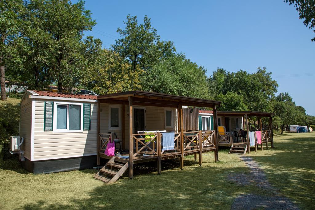 Camping La Rocca Manerba del Garda Luaran gambar