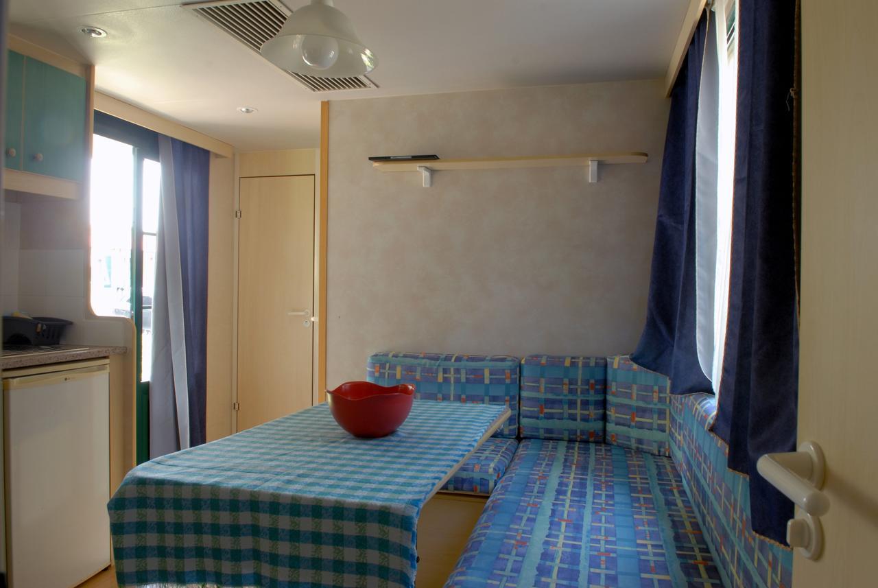 Camping La Rocca Manerba del Garda Luaran gambar