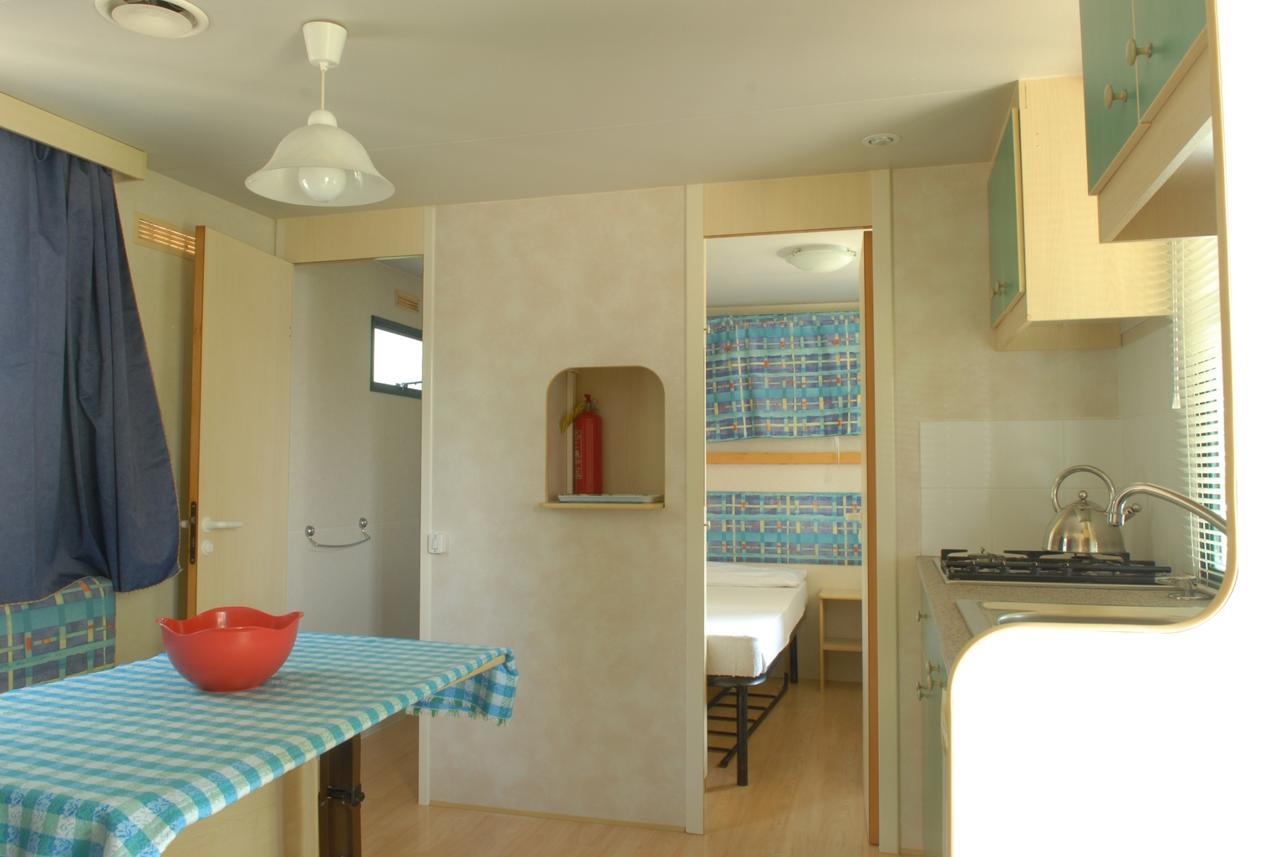 Camping La Rocca Manerba del Garda Luaran gambar